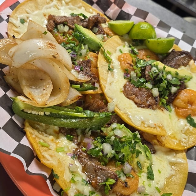 Super Taco Gobernador.