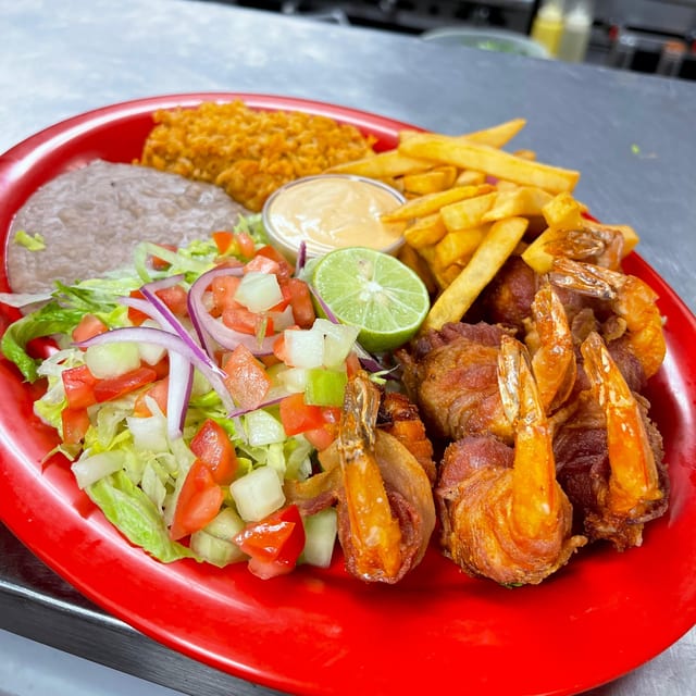 Camarones Momia Plate.
